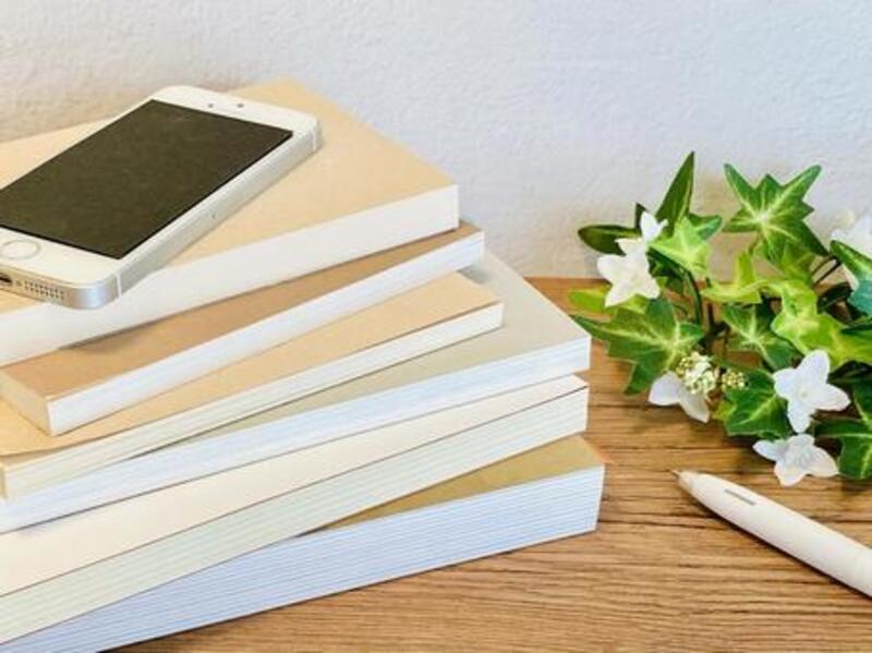 電子書籍と紙の本の比較